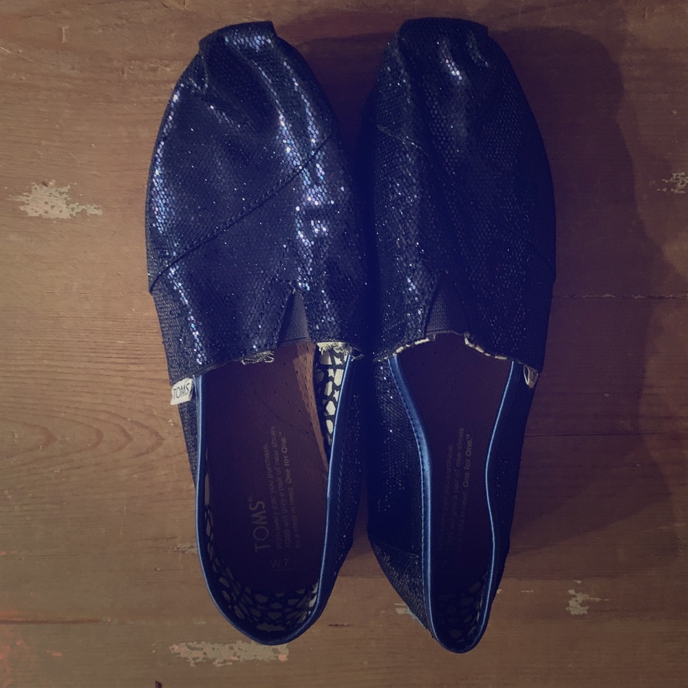 toms